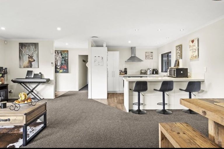 Photo of property in 61 West Thompson Street, Leamington, Cambridge, 3432