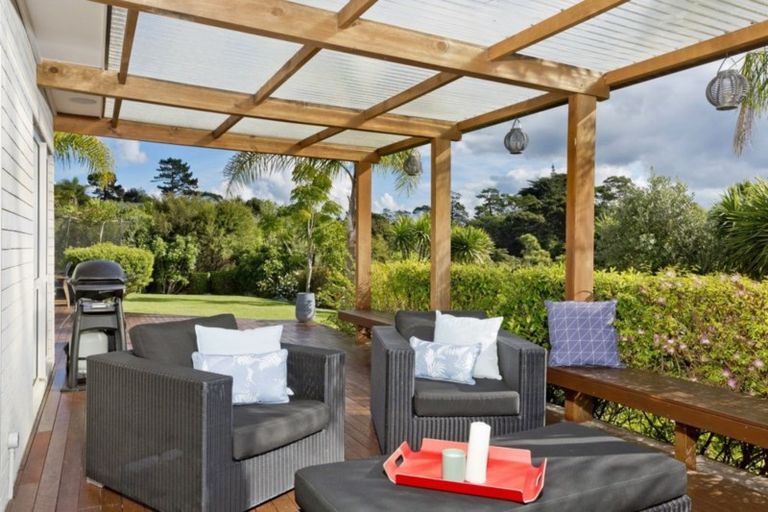 Photo of property in 47 Isobel Road, Greenhithe, Auckland, 0632