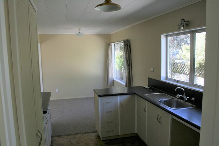 Photo of property in 15 Skerrett Crescent, Tamatea, Napier, 4112