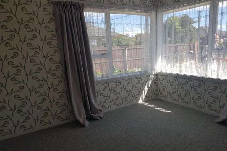 Photo of property in 5 Greendale Avenue, Avonhead, Christchurch, 8042