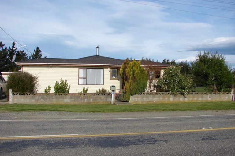 Photo of property in 36 Clifden Highway, Tuatapere, 9620