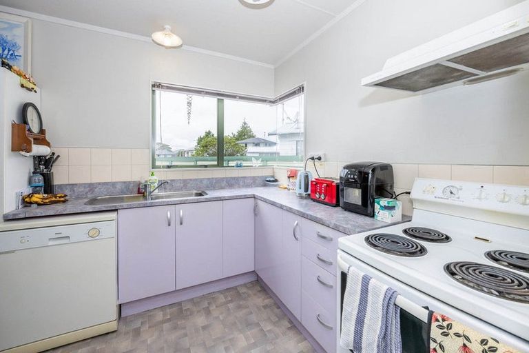 Photo of property in 24 Shelley Jane Place, Dinsdale, Hamilton, 3204