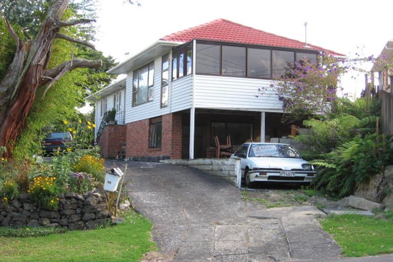 Photo of property in 45 Taupo Street, Green Bay, Auckland, 0604