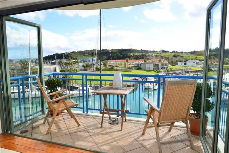 Photo of property in 76 Harbour Village Drive, Gulf Harbour, Whangaparaoa, 0930