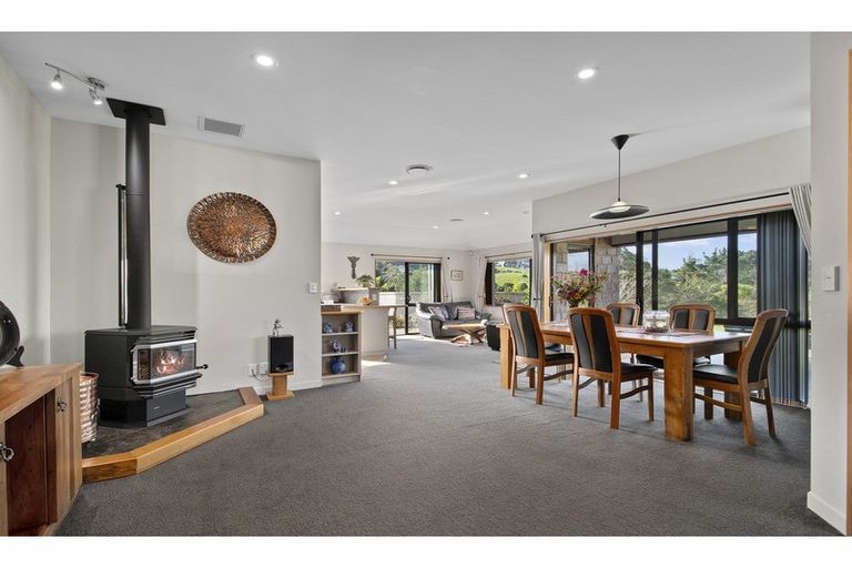 Photo of property in 173 Anzac Road, Waitakere, Auckland, 0816