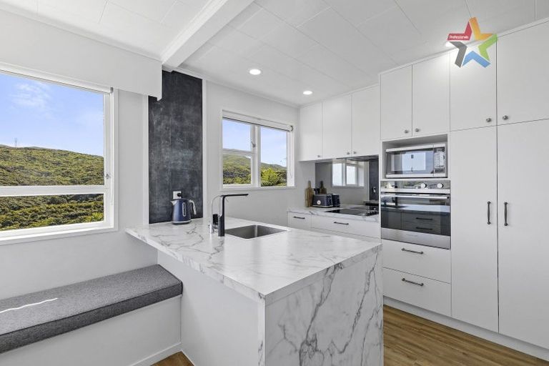 Photo of property in 29 Timaru Grove, Kelson, Lower Hutt, 5010