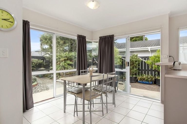 Photo of property in 14 Pacific View Road, Papamoa Beach, Papamoa, 3118