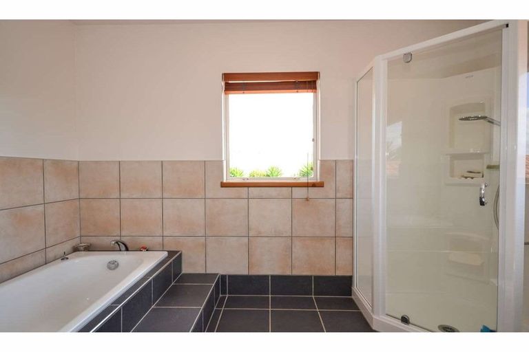 Photo of property in 37 Kingfisher Drive, Kerikeri, 0294