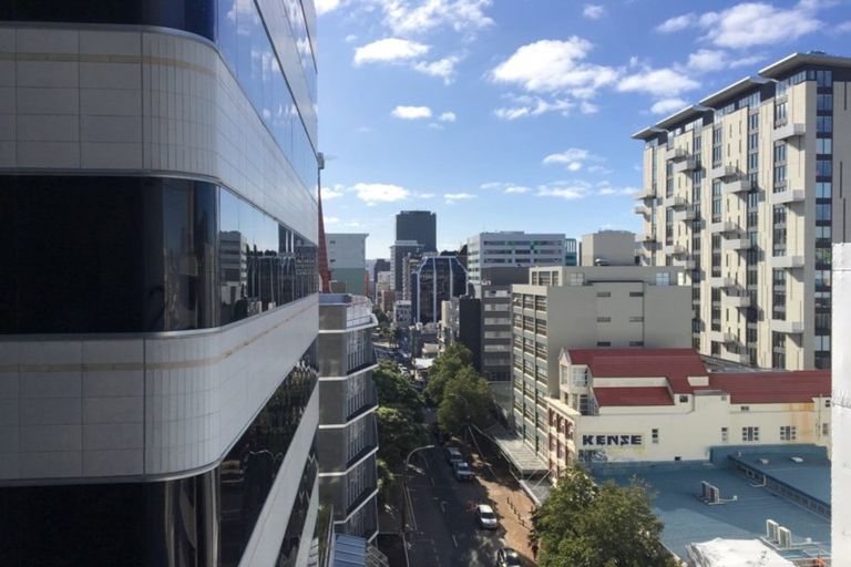 Photo of property in St Peters Apartments, 8a/192 Willis Street, Te Aro, Wellington, 6011