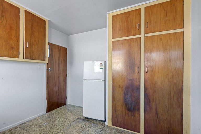 Photo of property in 2/98 Mathesons Road, Phillipstown, Christchurch, 8011