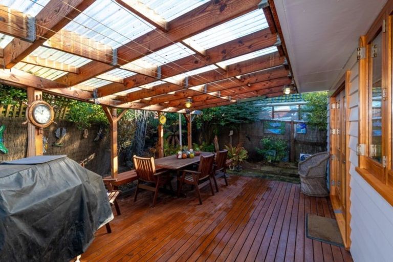 Photo of property in 42 Jutland Street, North New Brighton, Christchurch, 8083