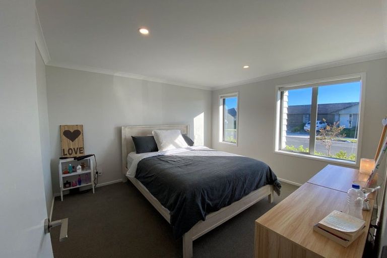 Photo of property in 33 Hills View Drive, Papamoa, 3118