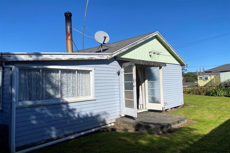 Photo of property in 5 Matai Street, Dobson, Greymouth, 7805