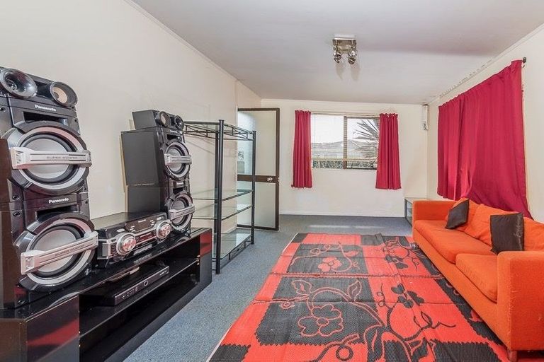 Photo of property in 9 Elisa Lane, Ranui, Auckland, 0612