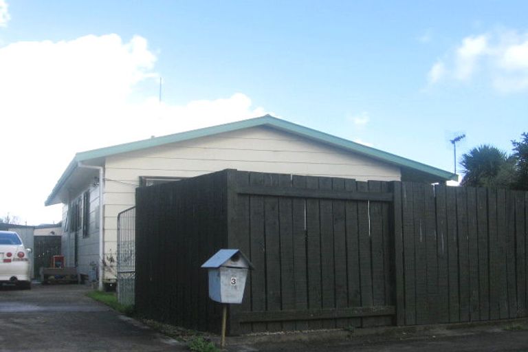Photo of property in 3 Newton Place, Westbrook, Palmerston North, 4412