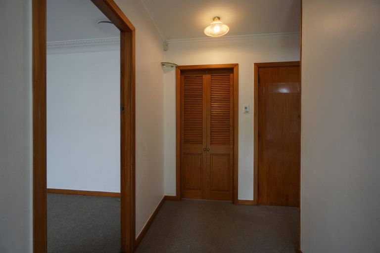 Photo of property in 494 Blockhouse Bay Road, Blockhouse Bay, Auckland, 0600