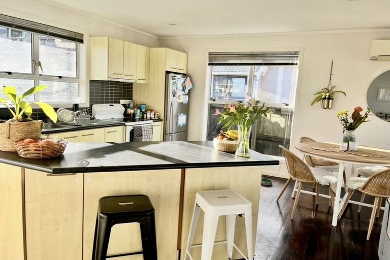 Photo of property in 120 Mountain Road, Mangere Bridge, Auckland, 2022