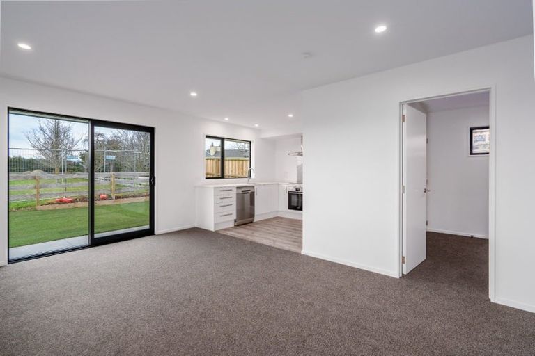 Photo of property in 18 Northampton Drive, Prebbleton, 7676