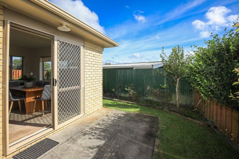 Photo of property in 18b Abergeldie Way, Cambridge, 3434