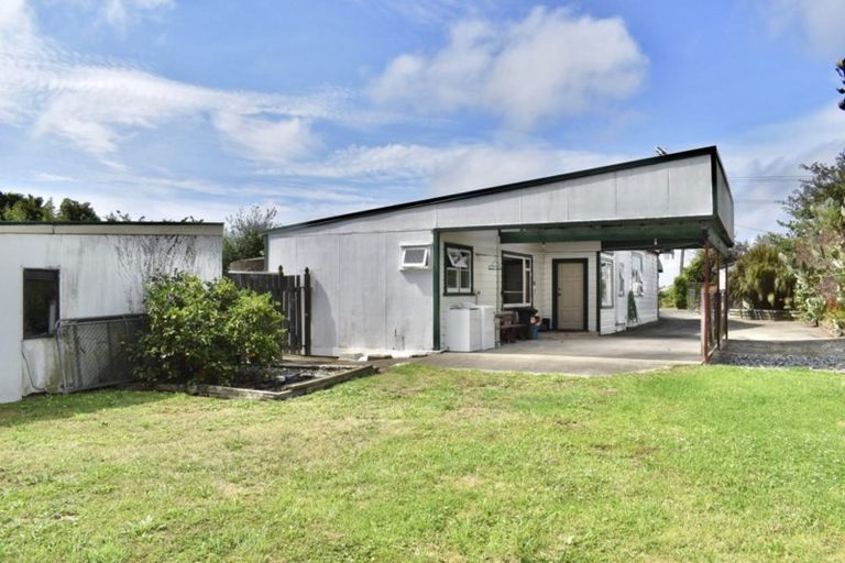 Photo of property in 34 School Road, Te Horo, Otaki, 5582