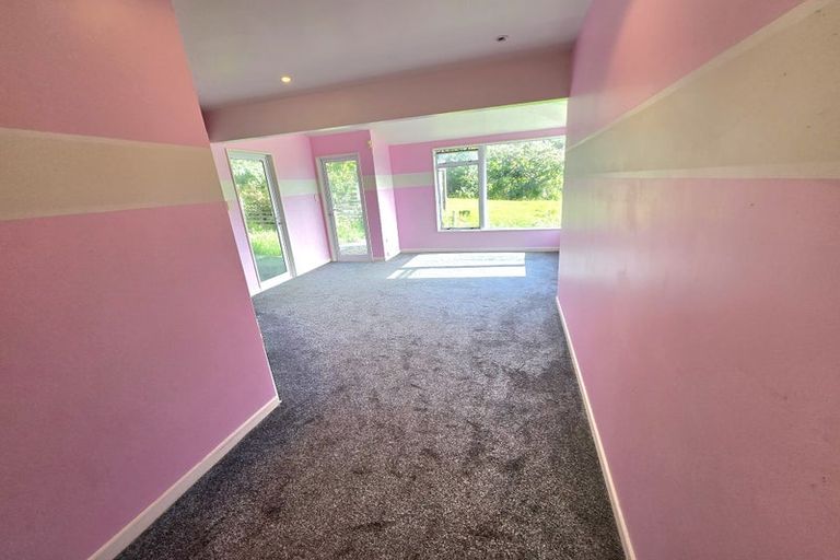 Photo of property in 332e Redoubt Road, Totara Park, Auckland, 2019