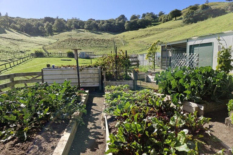 Photo of property in 445 Anaroa Road, Raukawa, Hastings, 4174