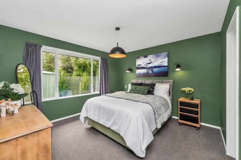 Photo of property in 15 Cross Street, Coalgate, 7673