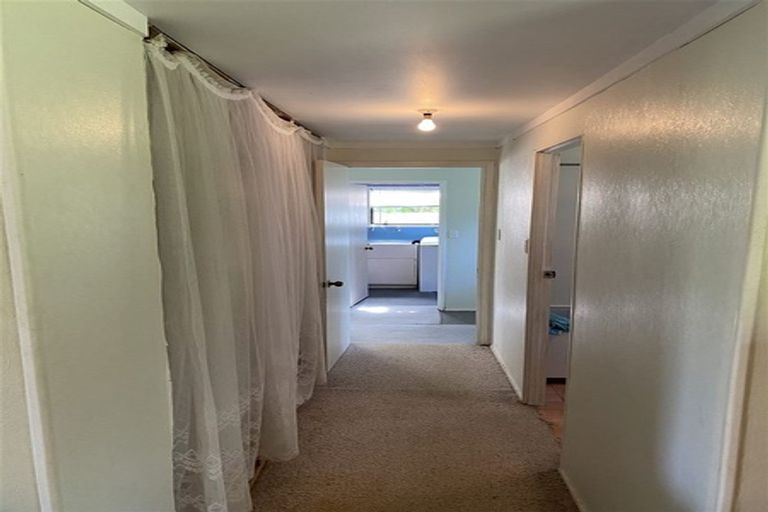 Photo of property in 3 Taihiki Road, Clarks Beach, 2122