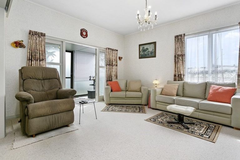 Photo of property in 73 Tirau Street, Putaruru, 3411