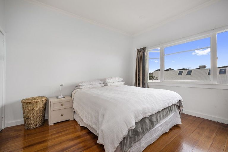 Photo of property in 37 Burrows Street, Tauranga South, Tauranga, 3112