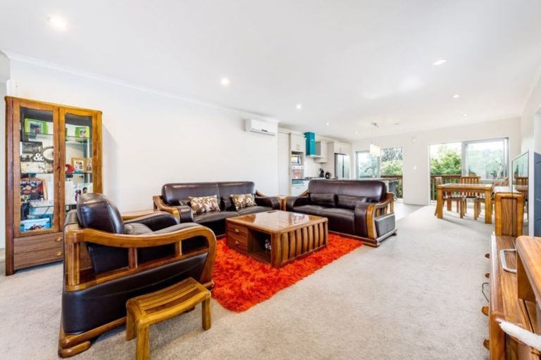 Photo of property in 13 Cartmel Avenue, Massey, Auckland, 0614
