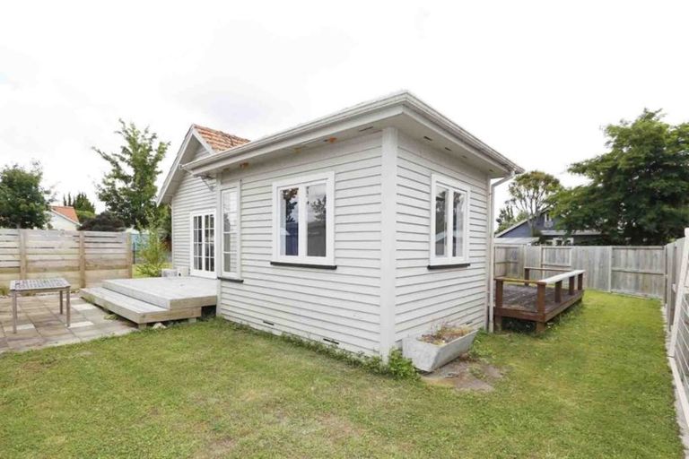 Photo of property in 25 Hobson Street, Maeroa, Hamilton, 3200