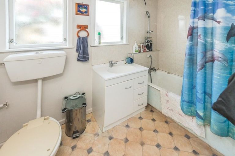 Photo of property in 22 Kotuku Street, Castlecliff, Whanganui, 4501