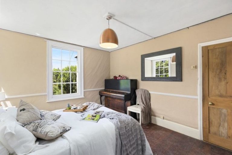 Photo of property in 42 Old Porirua Road, Ngaio, Wellington, 6035