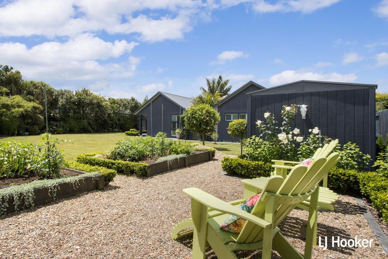 Photo of property in 131 Koutunui Road, Athenree, Katikati, 3177