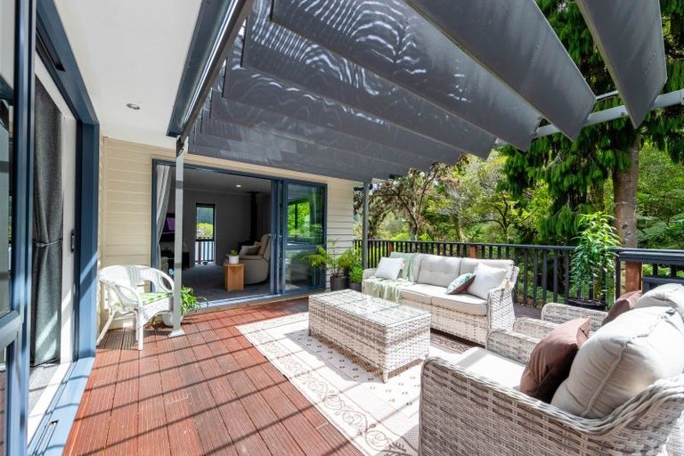 Photo of property in 43 Forest Road, Pinehaven, Upper Hutt, 5019