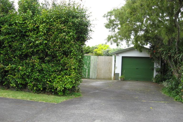 Photo of property in 51 Muir Avenue, Mangere Bridge, Auckland, 2022