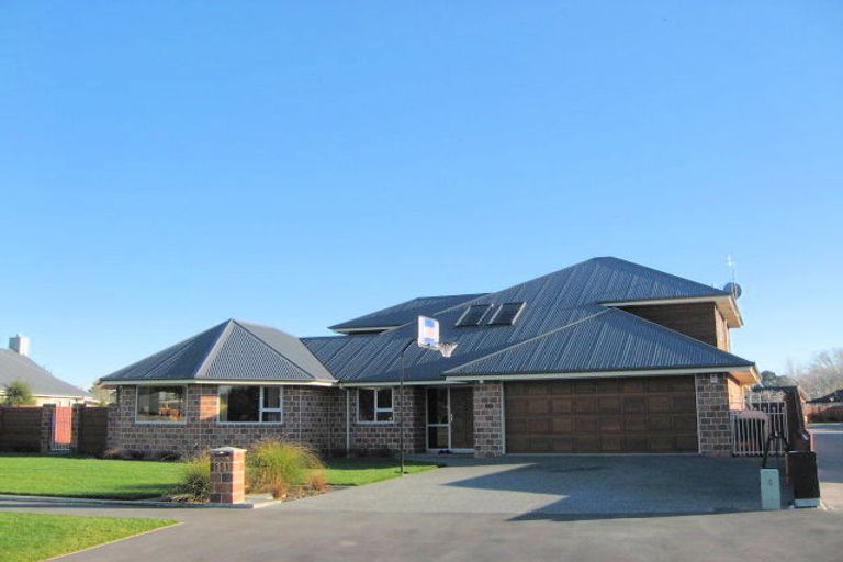 Photo of property in 11 Seabrooke Drive, Spencerville, Christchurch, 8083