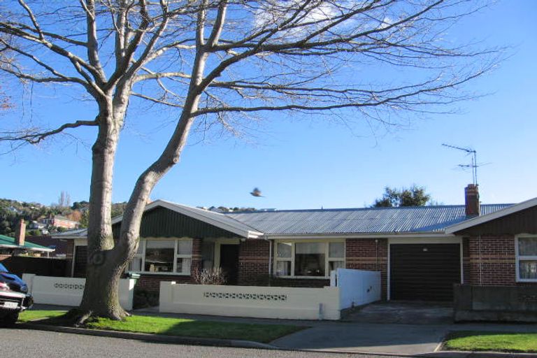 Photo of property in 2a Holliss Avenue, Cashmere, Christchurch, 8022