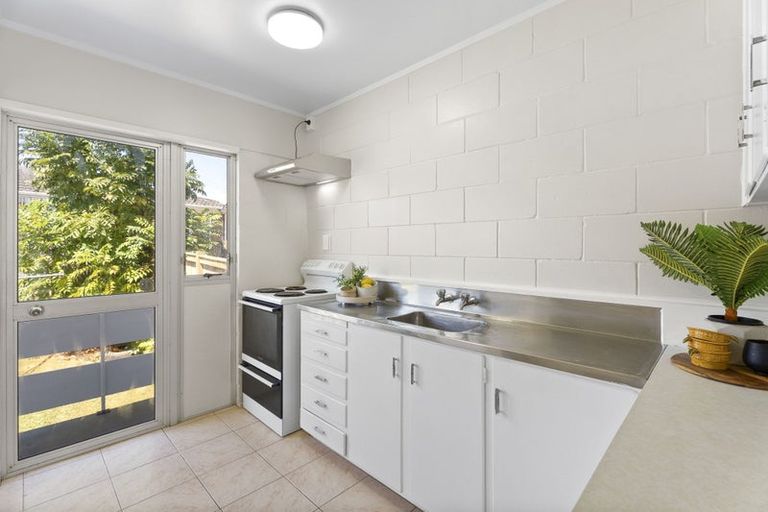 Photo of property in 5/23 Orams Road, Hillpark, Auckland, 2102