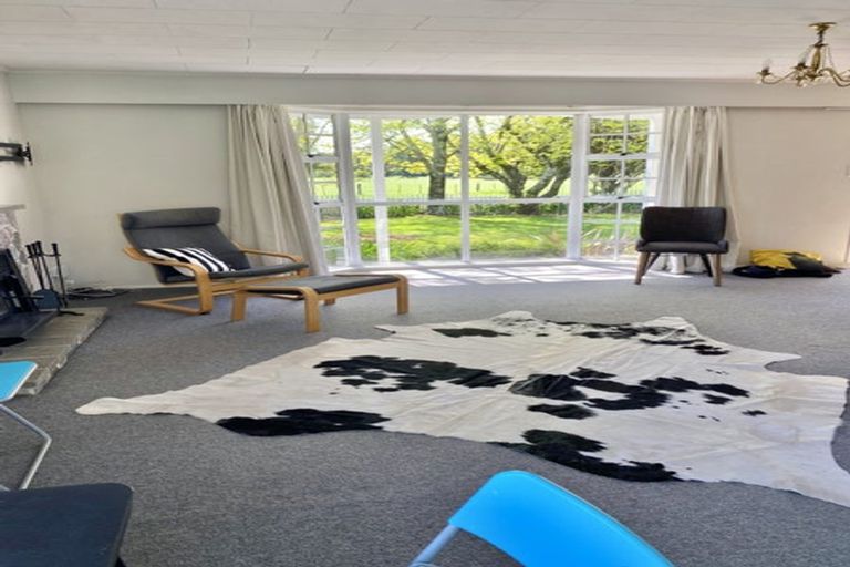 Photo of property in 14 Papawai Road, Greytown, 5712