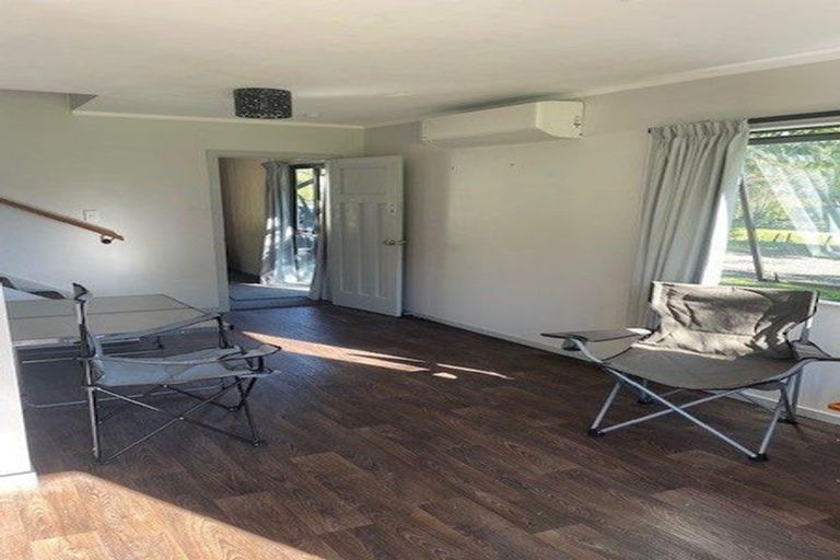 Photo of property in 195 Orere-matingarahi Road, Orere Point, Papakura, 2585