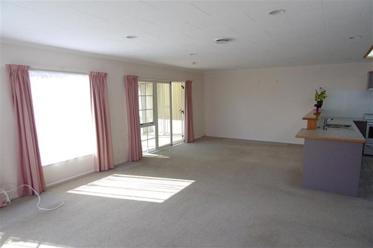 Photo of property in 42a Wallace Place, Westown, New Plymouth, 4310