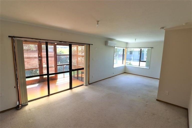 Photo of property in 5 Mottram Street, Redwood, Christchurch, 8051