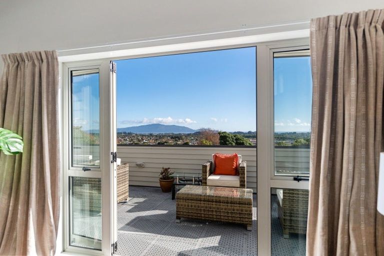 Photo of property in 103 Winara Avenue, Waikanae, 5036