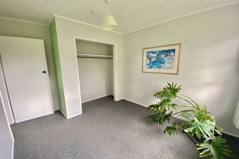 Photo of property in 14 Papawai Road, Greytown, 5712