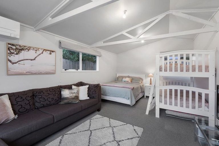 Photo of property in 52 Papaunahi Road, Bowentown, Waihi Beach, 3177