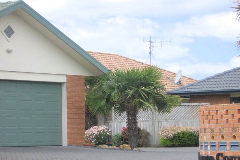 Photo of property in 23 Francevic Avenue, Mount Maunganui, 3116