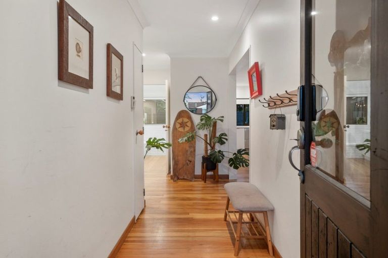 Photo of property in 166 Valley Road, Mount Maunganui, 3116