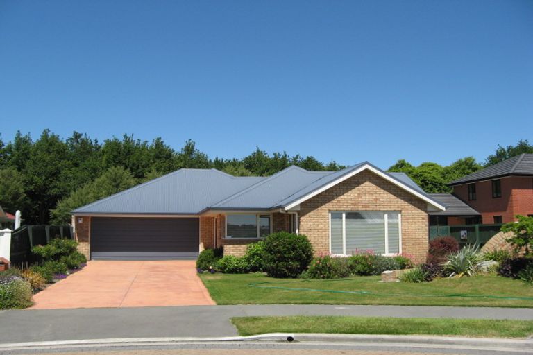 Photo of property in 7 Henridge Place, Avonhead, Christchurch, 8042